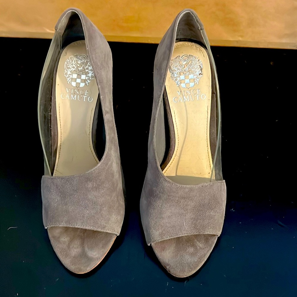 Vince Camuto Grey suede  4” heel